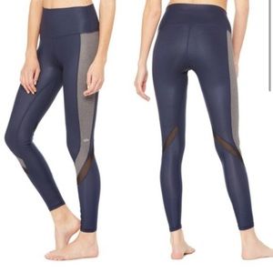 ALO Yoga Size XS Elevate Yoga Leggings Rich Navy Gloss Stormy Heather Gray